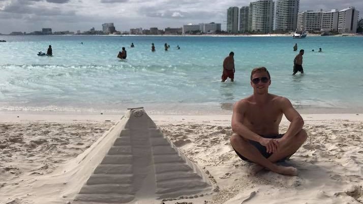 weekend in cancun