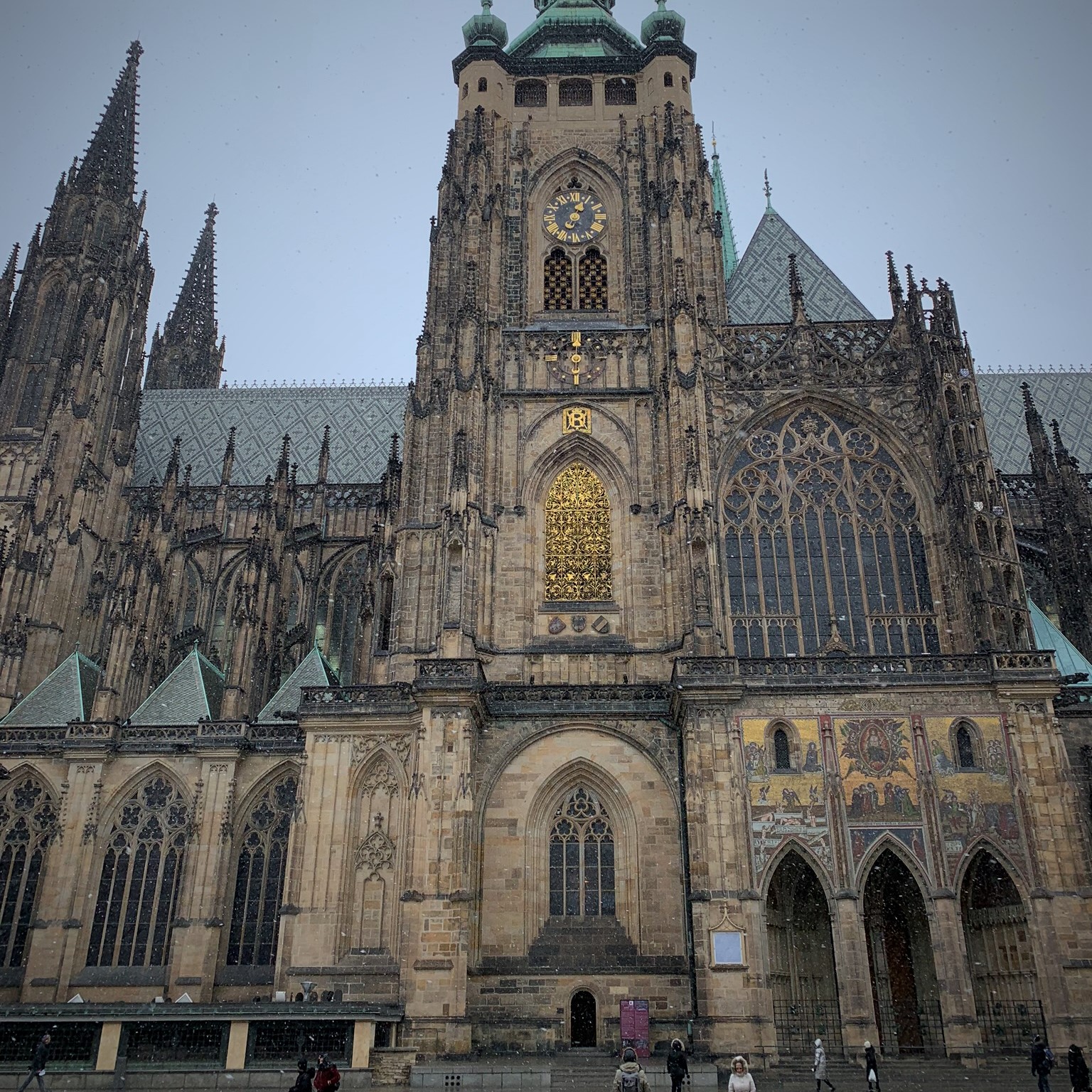 St. Vitus Cathdral in the castle grounds