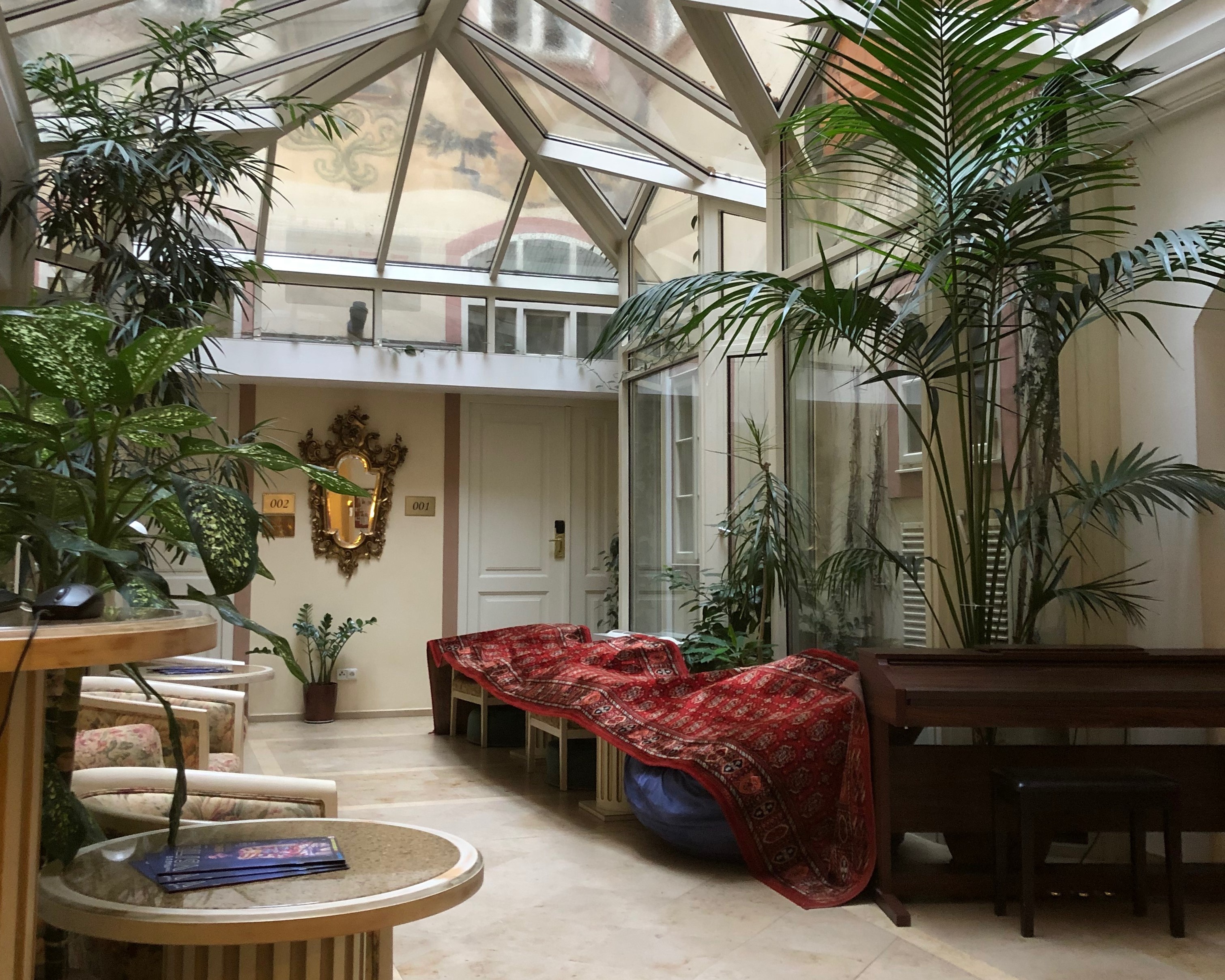 Hostel Santini lobby