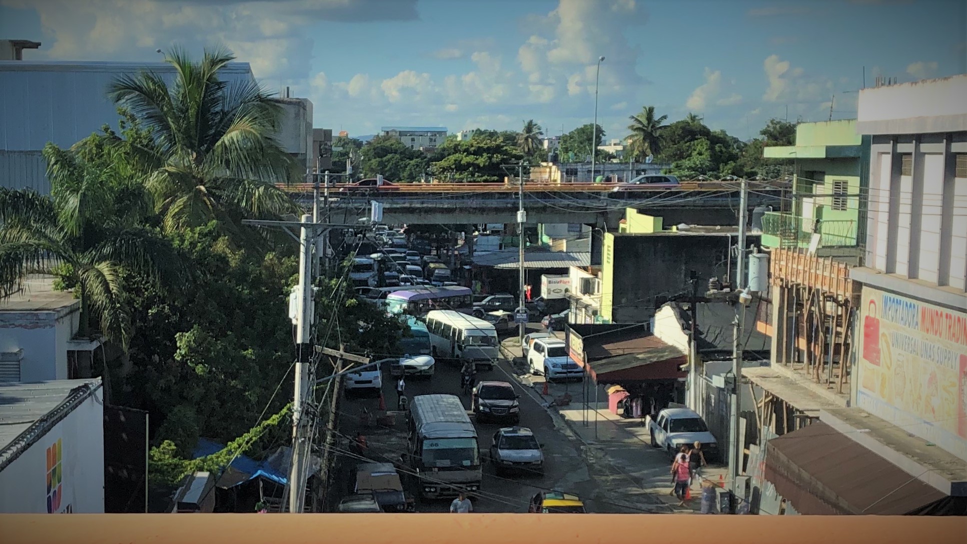 Standard Dominican traffic - horns nonstop