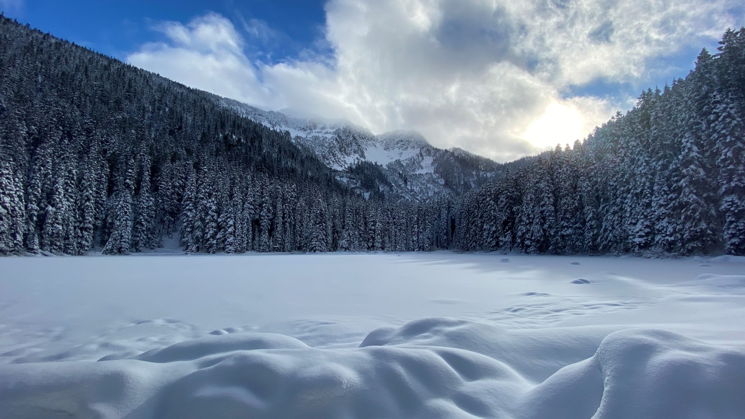 Mountains behind lakes never gets old