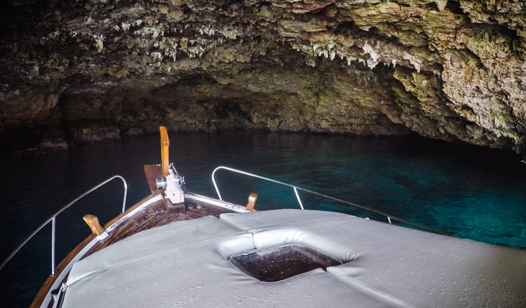 On a llaut, in a cavern